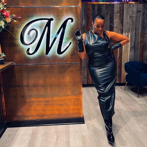 Zara Black Faux Leather Midi Dress - Picture 6 of 17